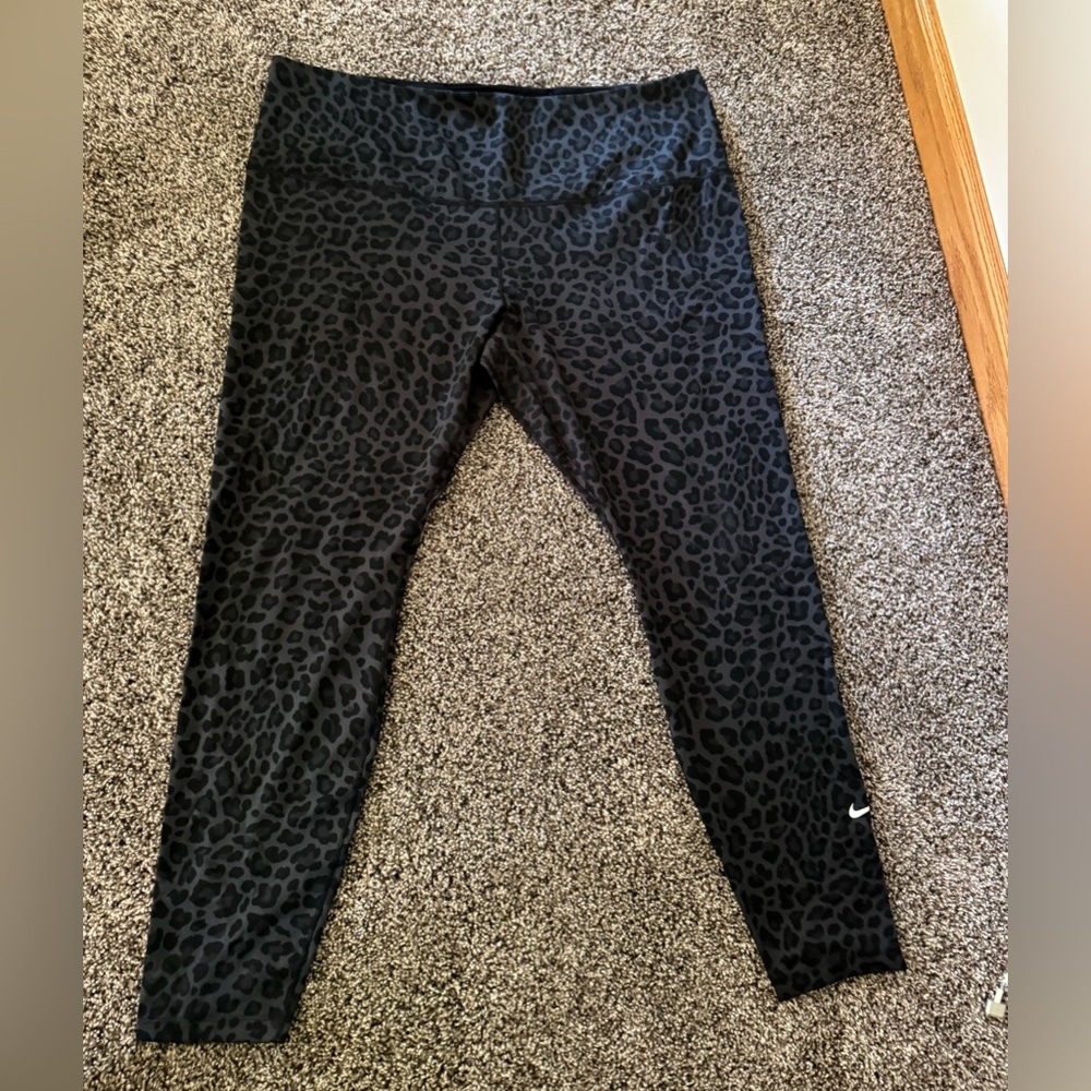 Nike Women’s Dri-fit Leggings
